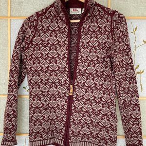Fjallraven Snow Zippered Cardigan- Maroon, XS